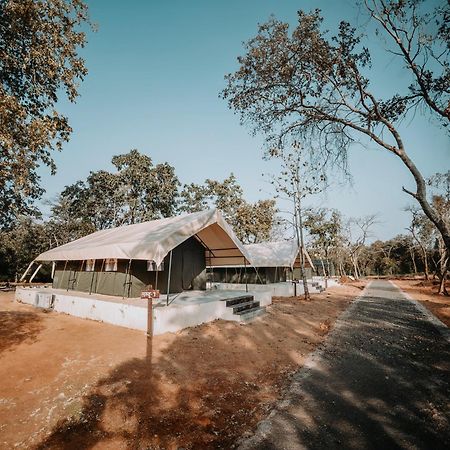Palash The Jungle Resort Gondia Extérieur photo